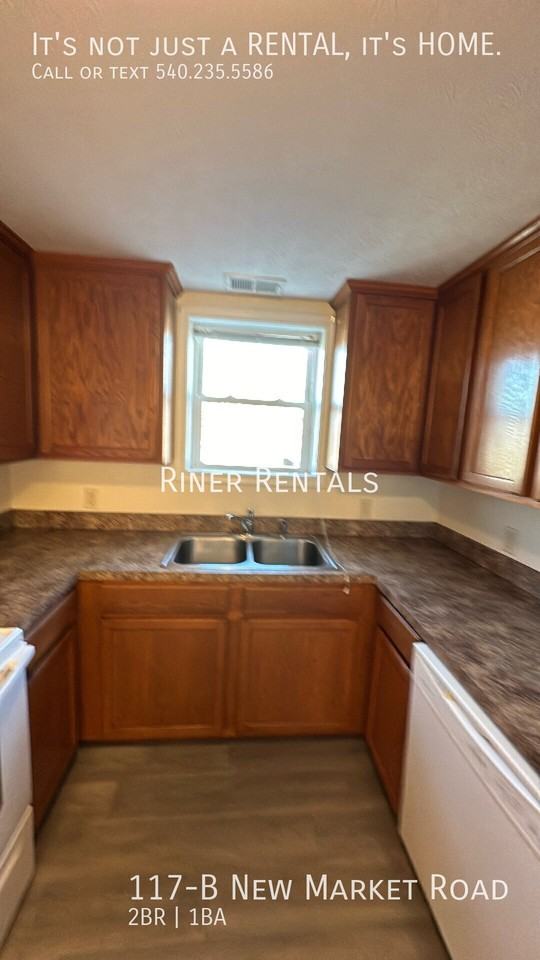 117B New Market Rd - Photo 4 of 7