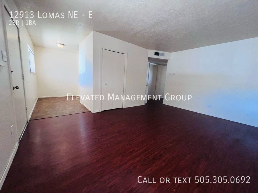 12913 Lomas Blvd Ne #E - Photo 3 of 17