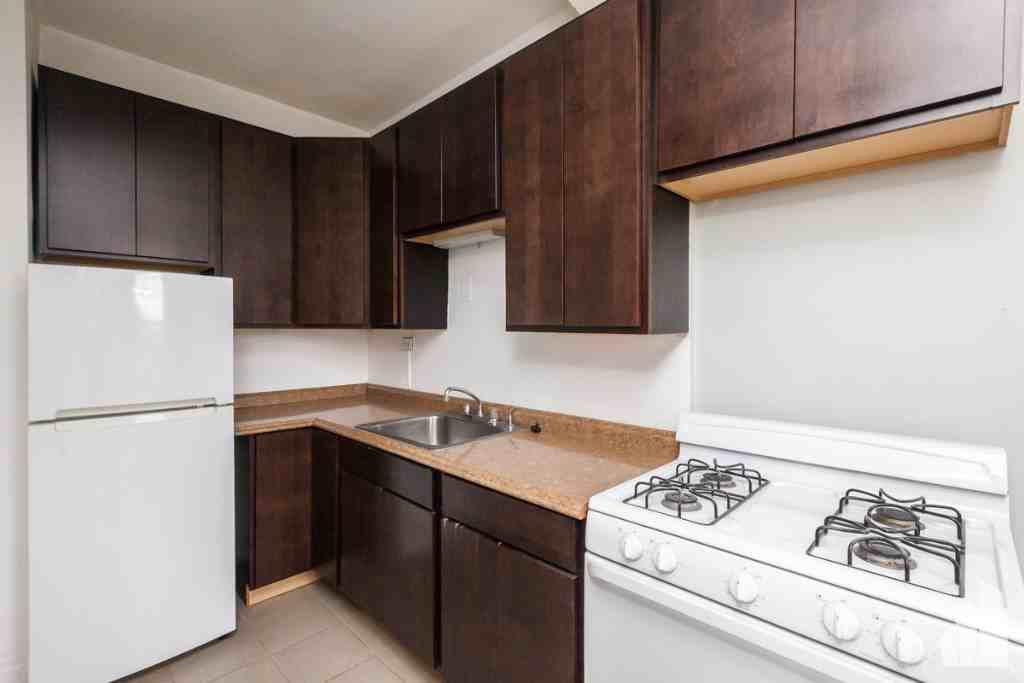 3831 N Fremont St #205 - Photo 6 of 9