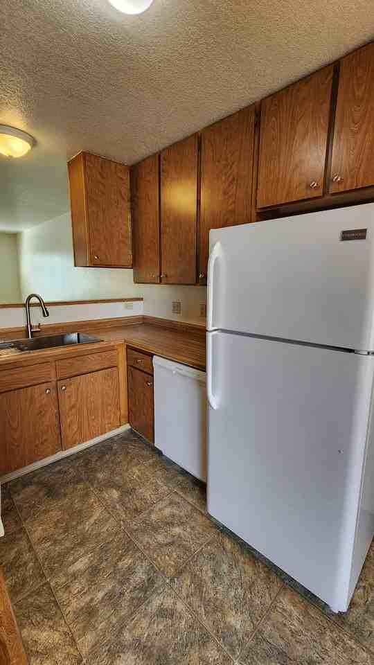2510 Hartnell Ave #11 - Photo 2 of 15