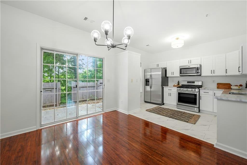 1135 Kilmington Court - Photo 5 of 23