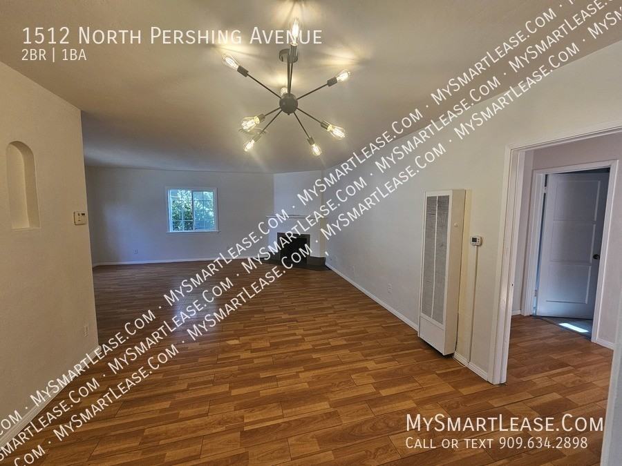 1512 N Pershing Ave - Photo 4 of 10
