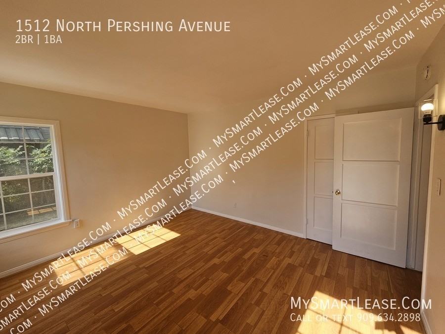 1512 N Pershing Ave - Photo 7 of 10