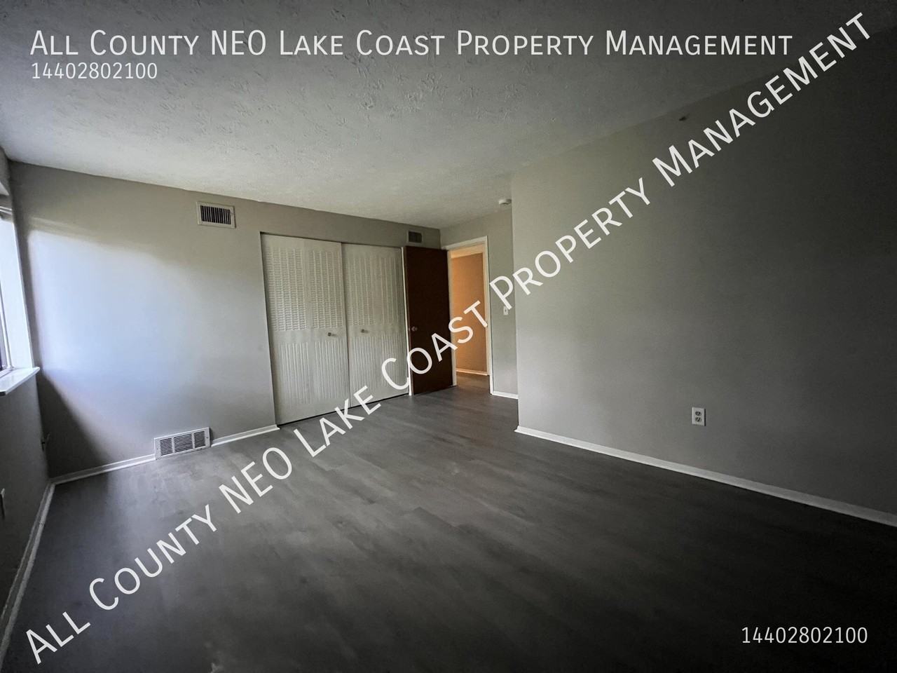 216 Moore Rd #2L - Photo 5 of 9