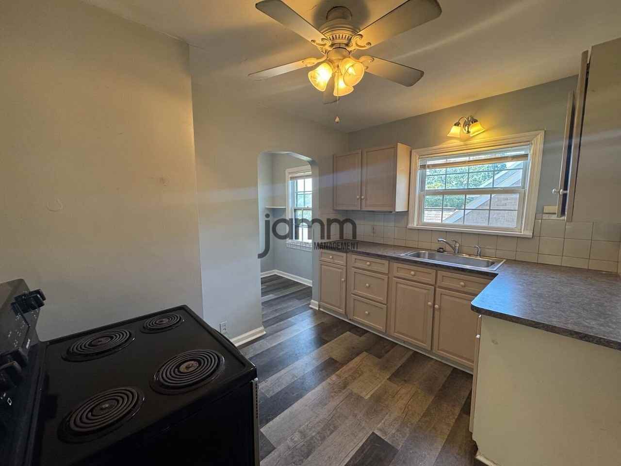 17724 Hilliard Rd Uppr - Photo 7 of 22