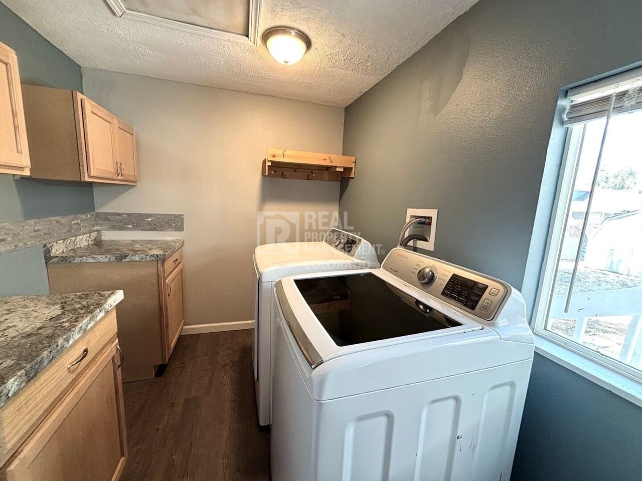 2886 Monica Dr W - Photo 6 of 24