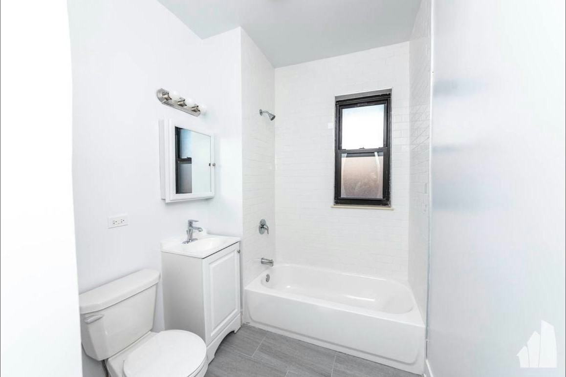 2650 North Milwaukee Avenue, Unit 2640-3 - Photo 5 of 17
