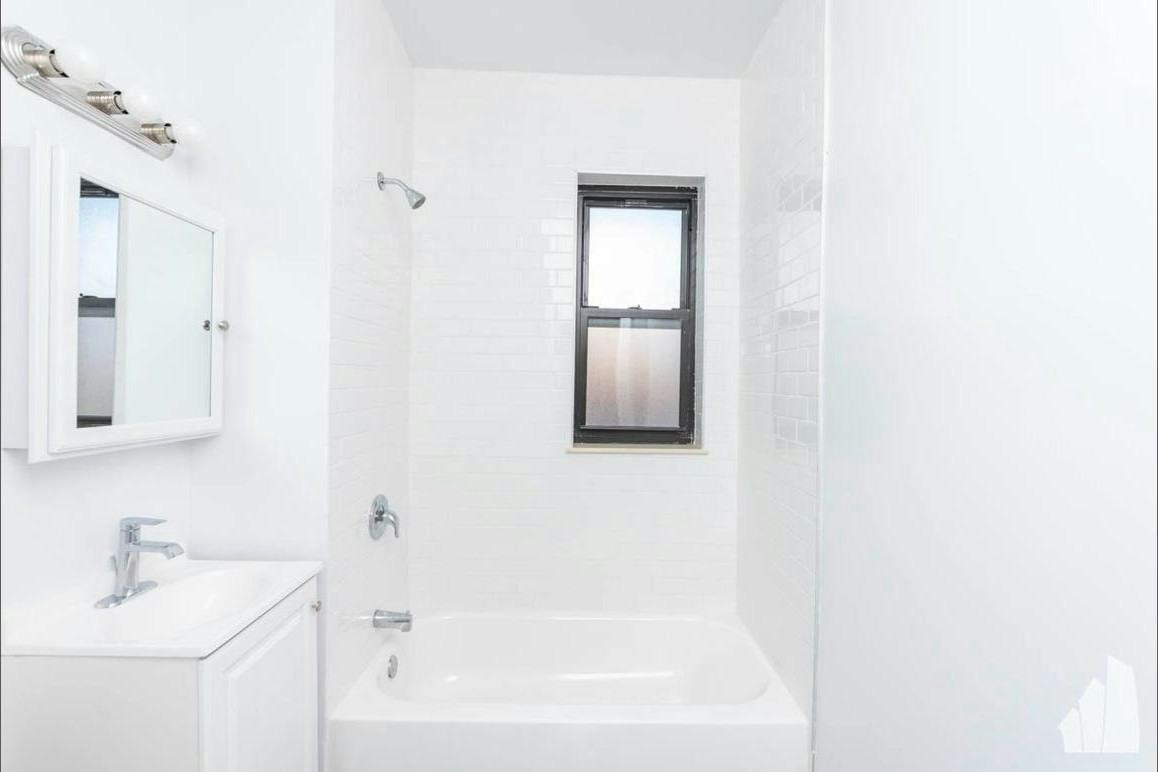 2650 North Milwaukee Avenue, Unit 2640-3 - Photo 6 of 17