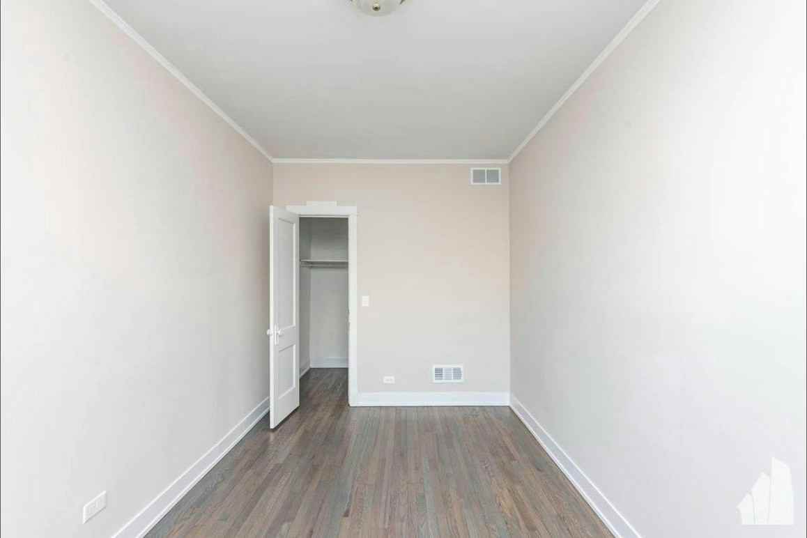 2650 North Milwaukee Avenue, Unit 2640-3 - Photo 7 of 17