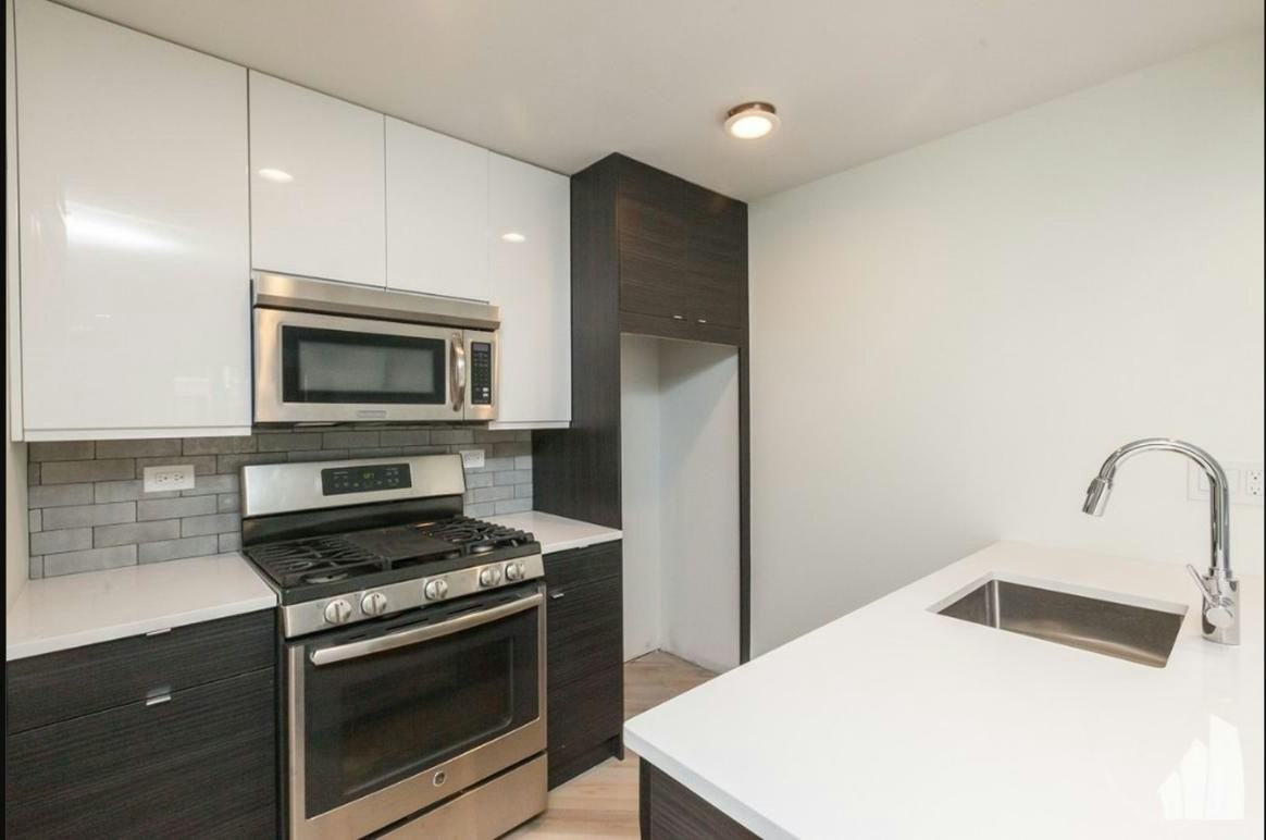 944 West Grace Street, Unit 954-J201 - Photo 5 of 18