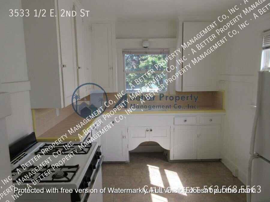 3533 1/2 E 2nd St - Photo 5 of 14