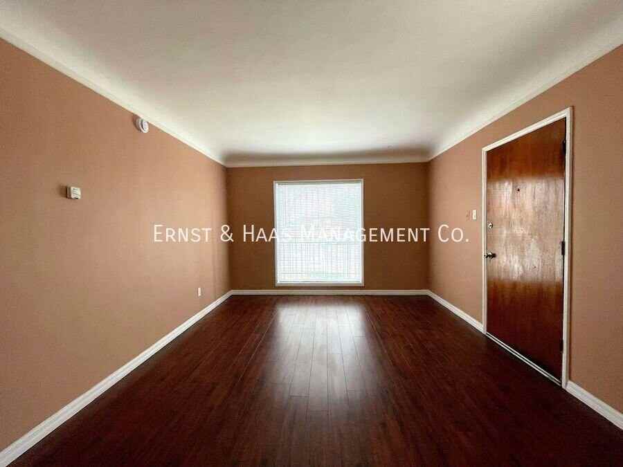 1401 N Bullis Rd - Photo 4 of 21