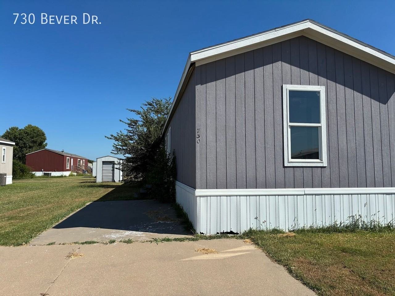730 Bever Dr - Photo 3 of 15