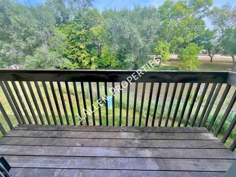 902 Riverfront Rd #11 - Photo 5 of 5