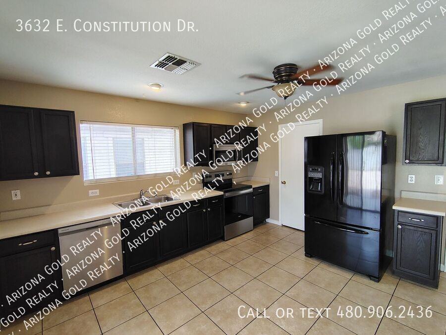 3632 E Constitution Dr - Photo 6 of 15