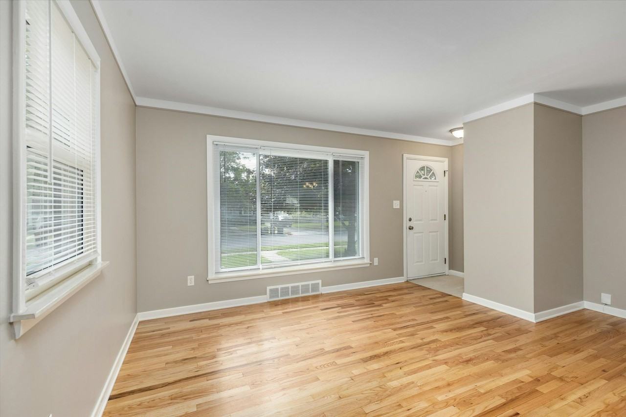 1319 Amelia Street - Photo 2 of 24