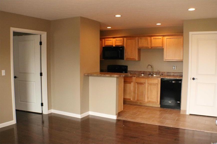 198 Wilkinson St - Photo 3 of 4
