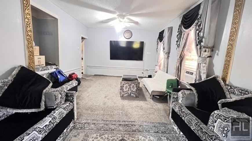798 Miller Ave - Photo 3 of 10