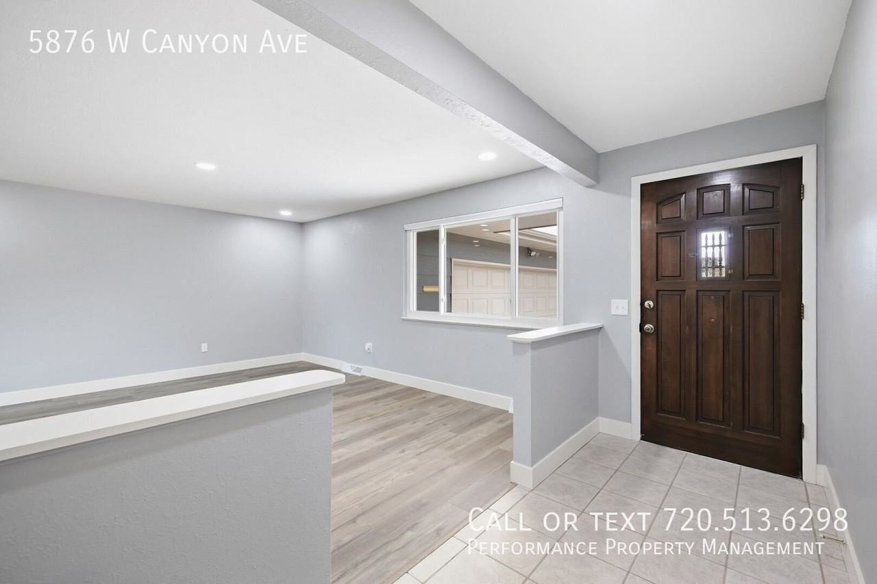 5876 W Canyon Ave - Photo 3 of 35