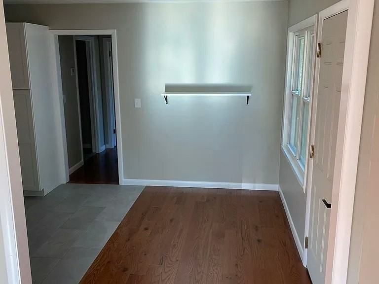 113 South Birch Street, Unit 113 1/2 - Photo 4 of 16