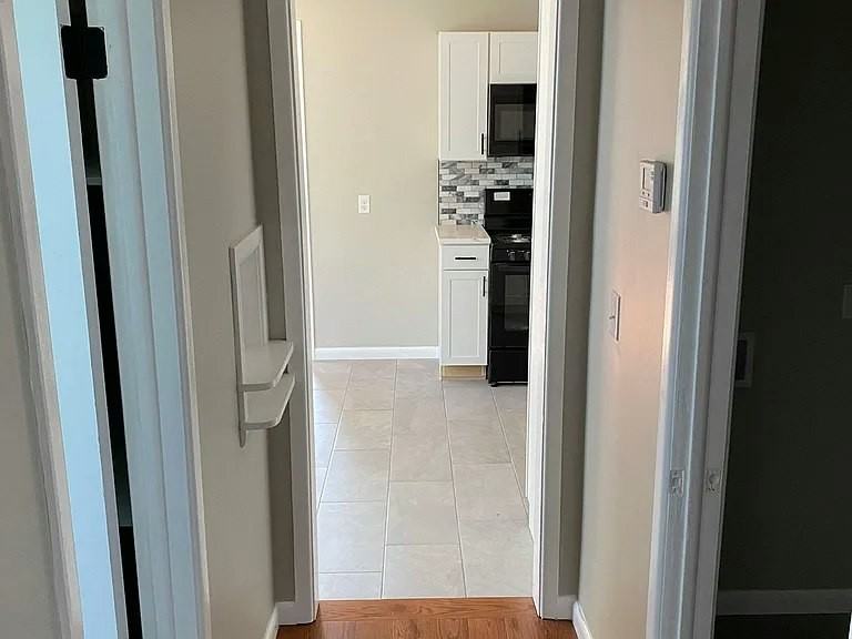 113 South Birch Street, Unit 113 1/2 - Photo 5 of 16