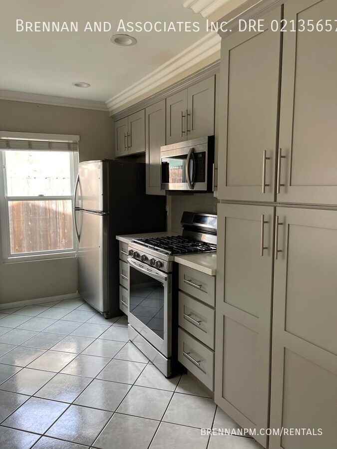 8188 Santa Arminta Ave - Photo 7 of 28