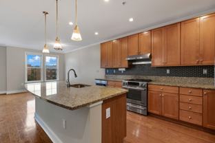 1418 N Rhodes St - Photo 1 of 1