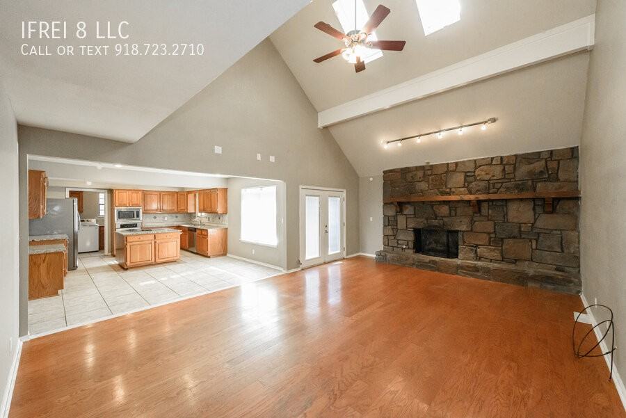7746 E 87th St - Photo 2 of 28