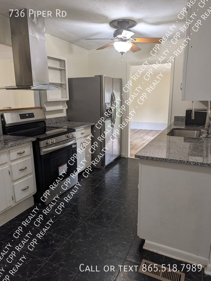 736 Piper Rd - Photo 4 of 21