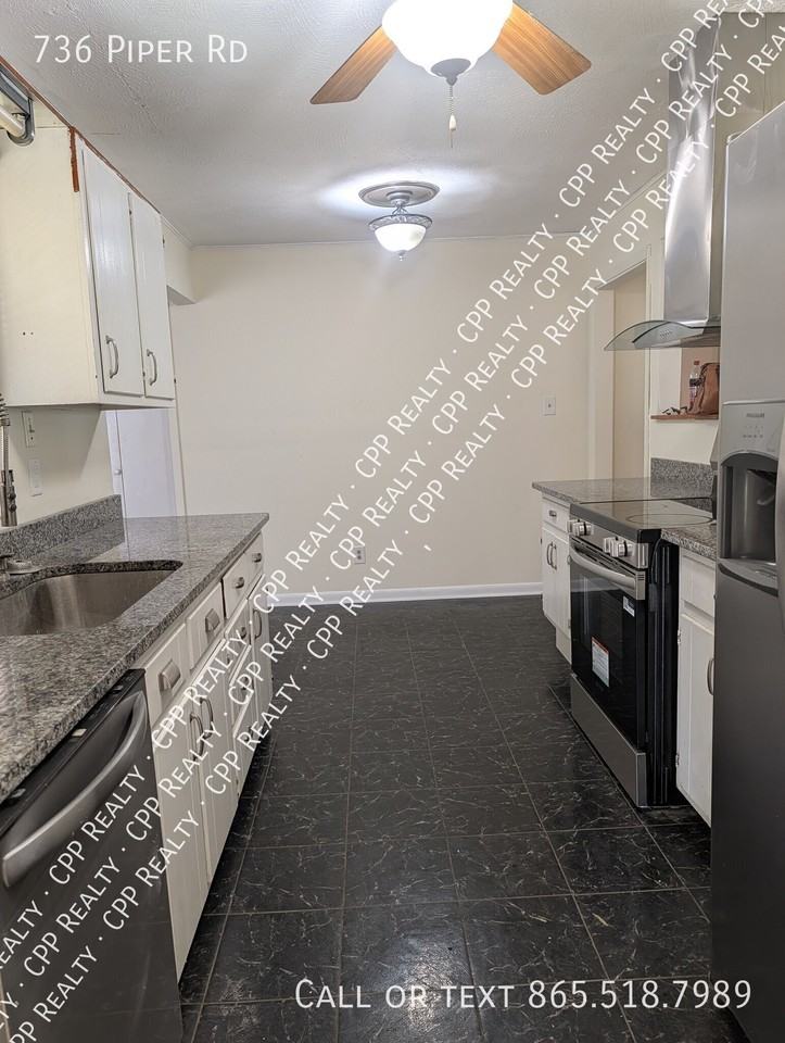 736 Piper Rd - Photo 5 of 21