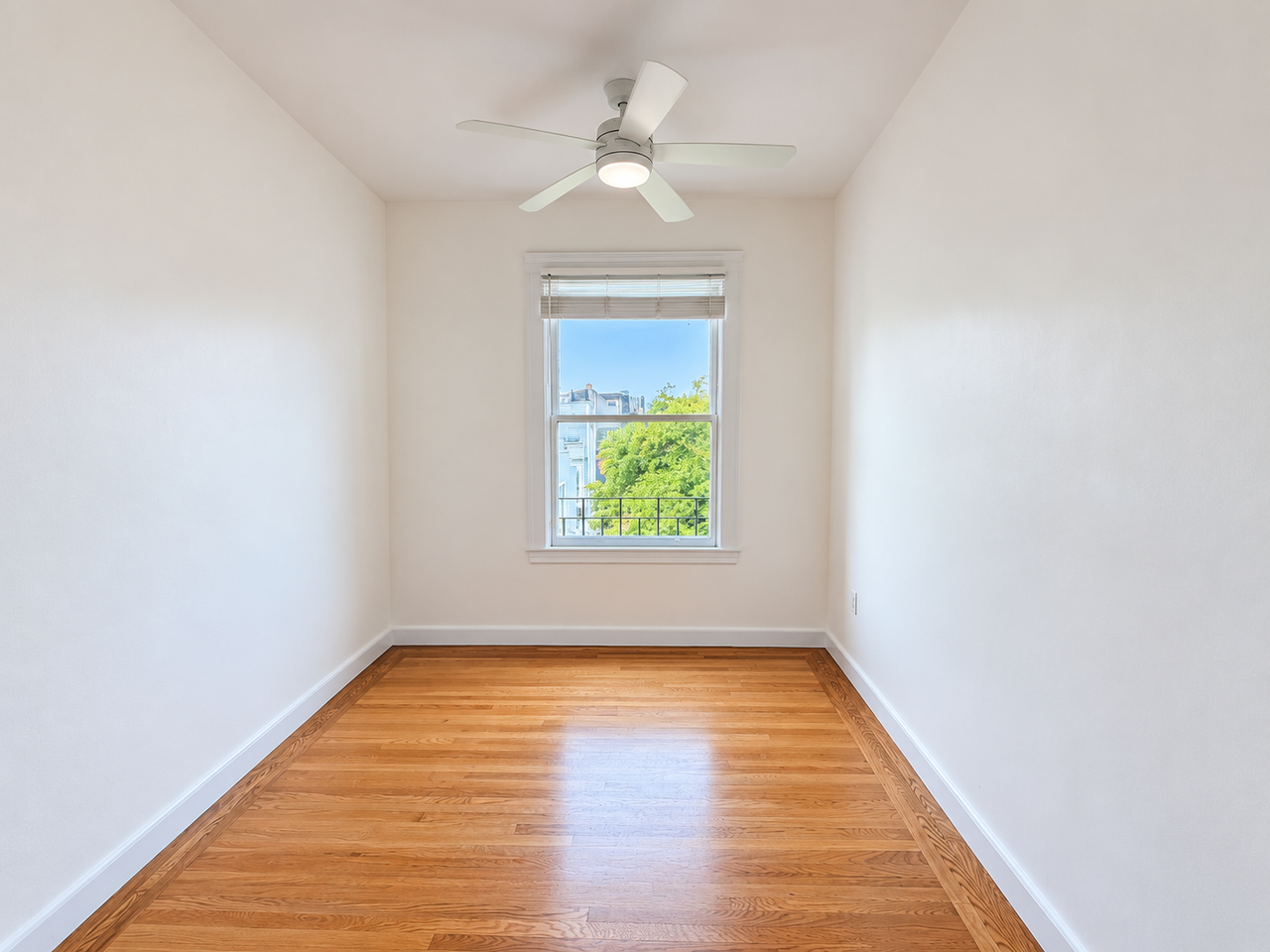 944 Hayes St #26 - Photo 7 of 13