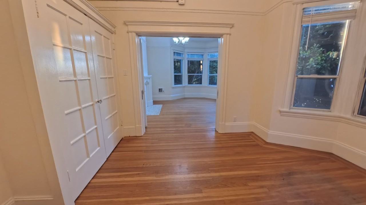 205A Steiner St - Photo 7 of 15