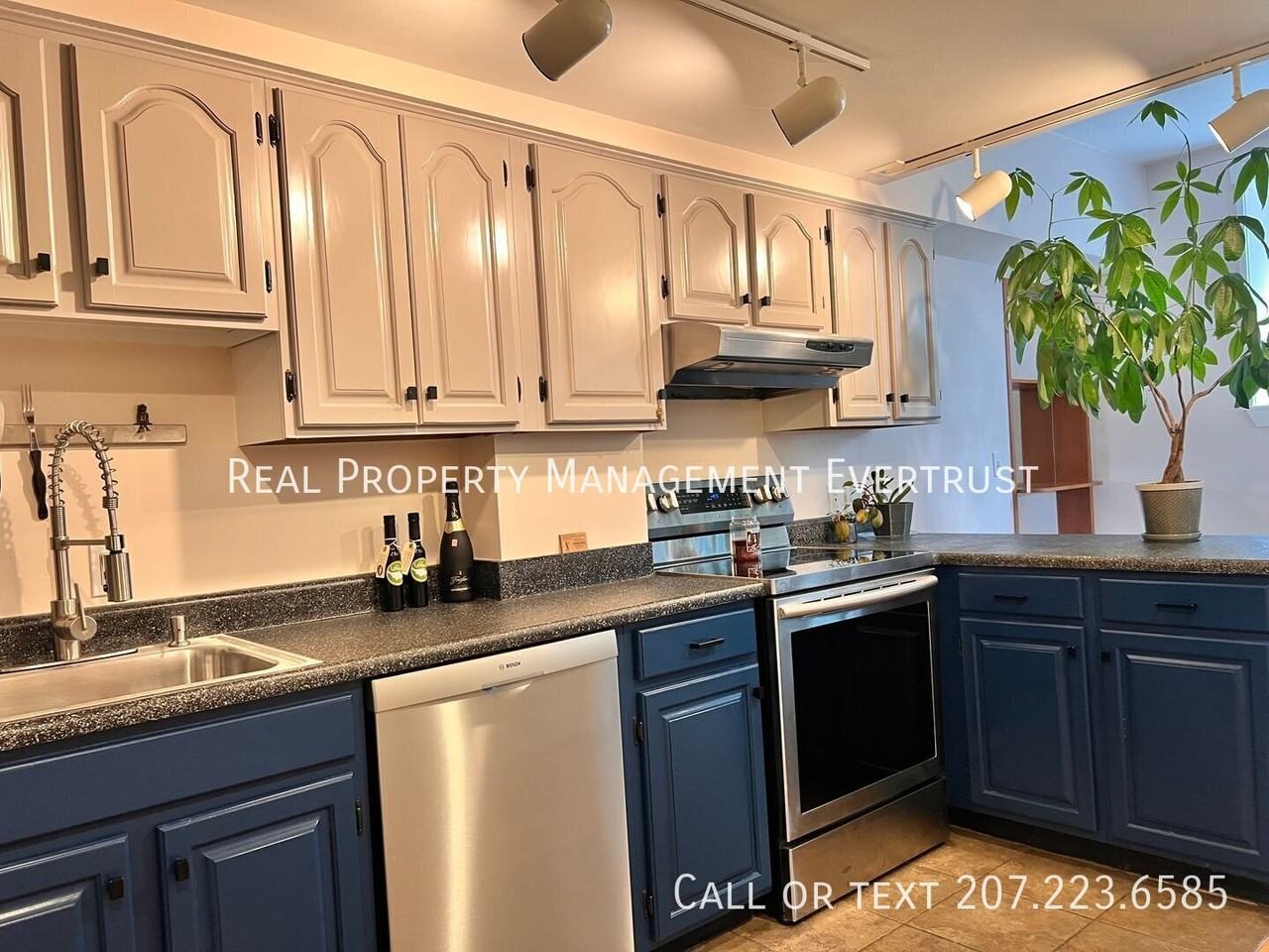 245 Broadway #106