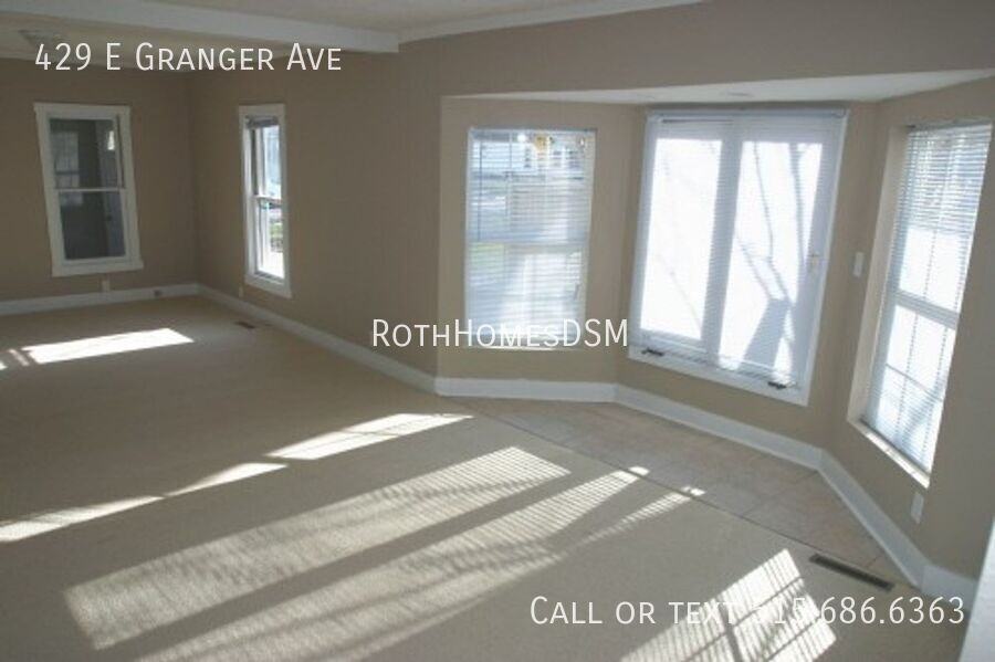 429 E Granger Ave - Photo 2 of 28