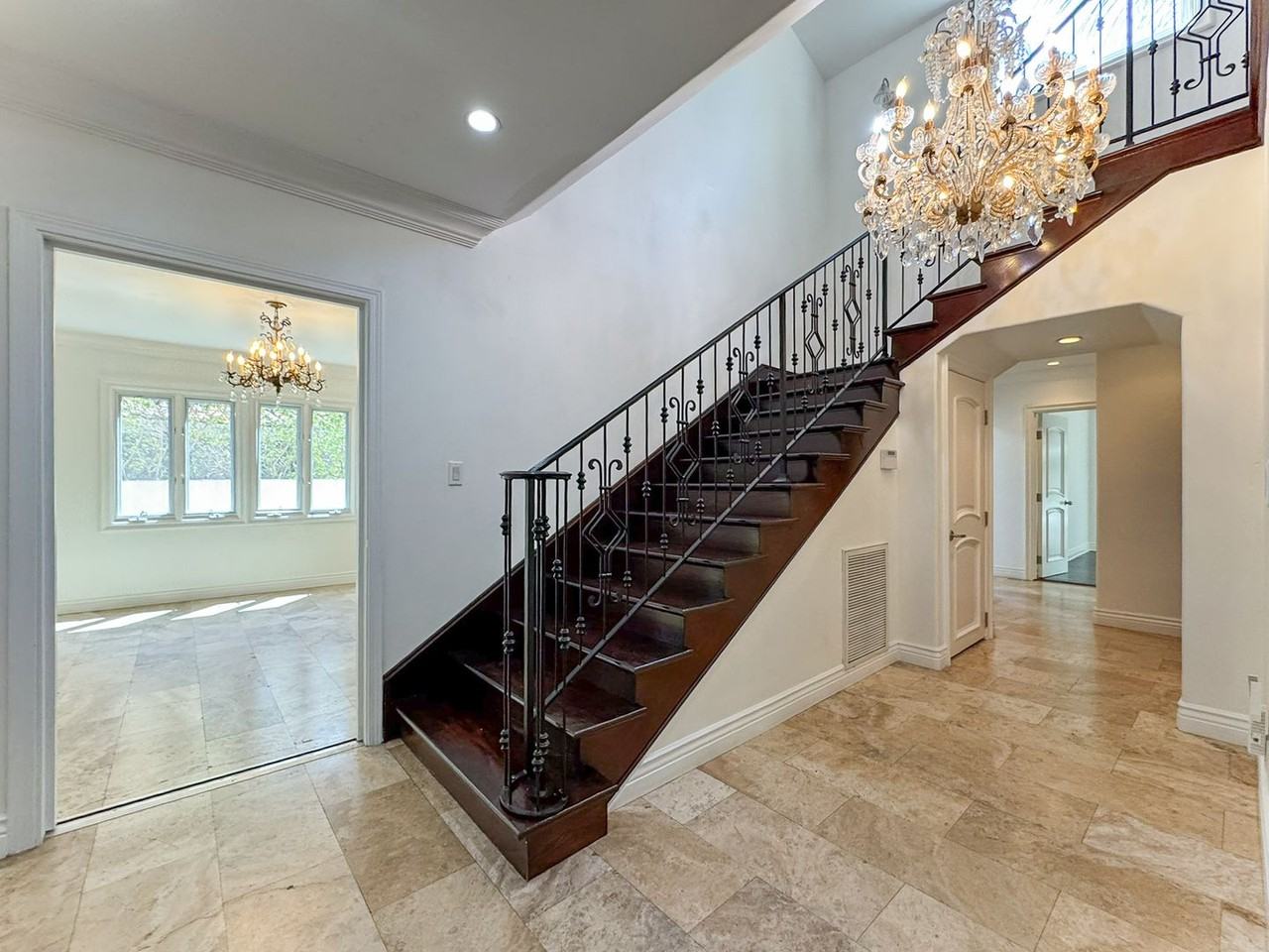 455 S Rodeo Dr - Photo 5 of 31