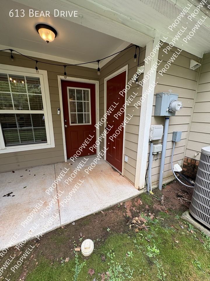 613 Bear Dr - Photo 3 of 14
