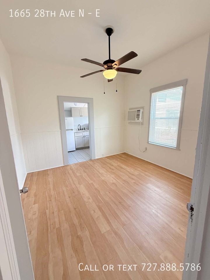 1665 28th Ave N #E - Photo 6 of 35