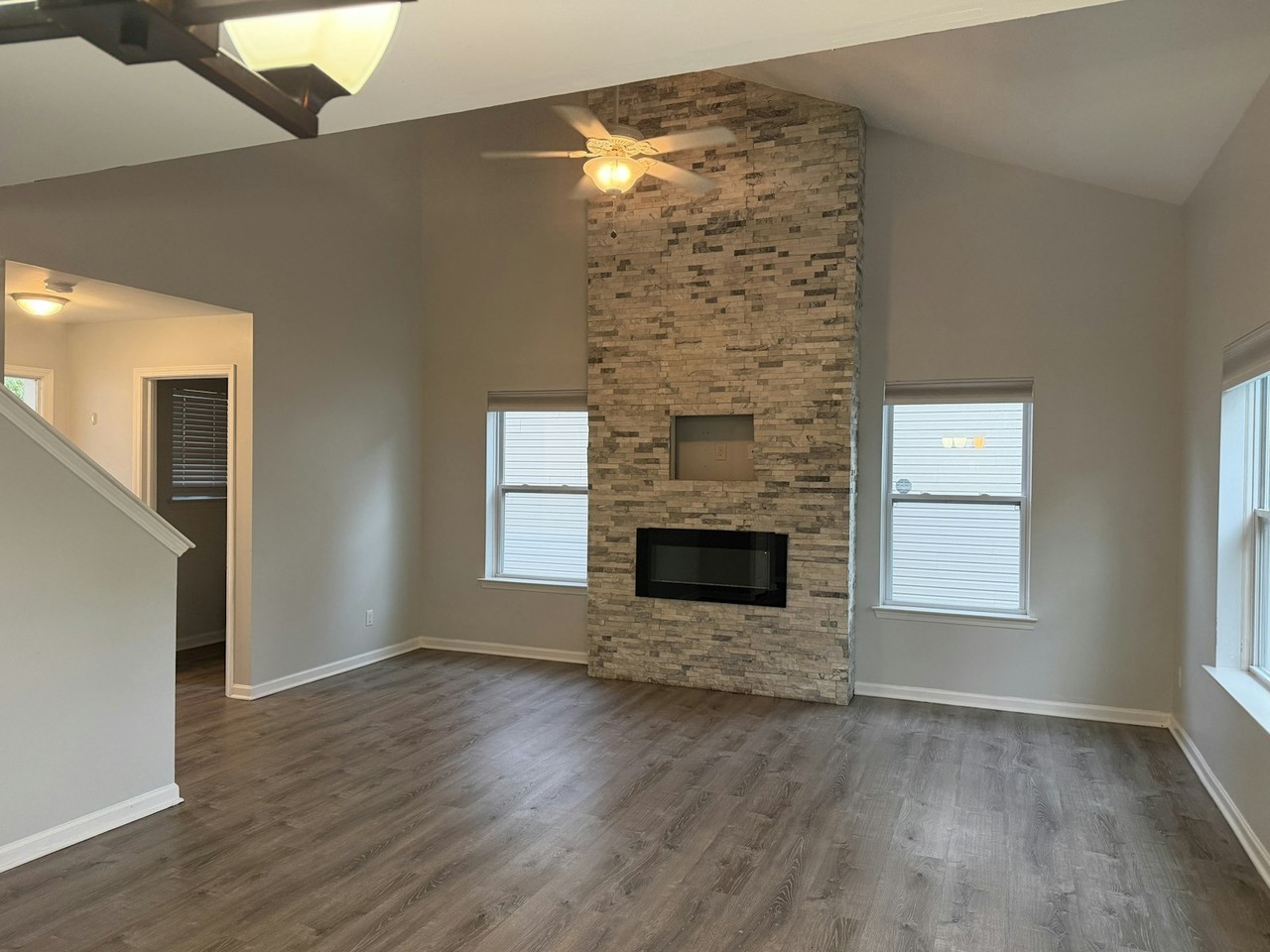 14286 Marshall Dr - Photo 2 of 28