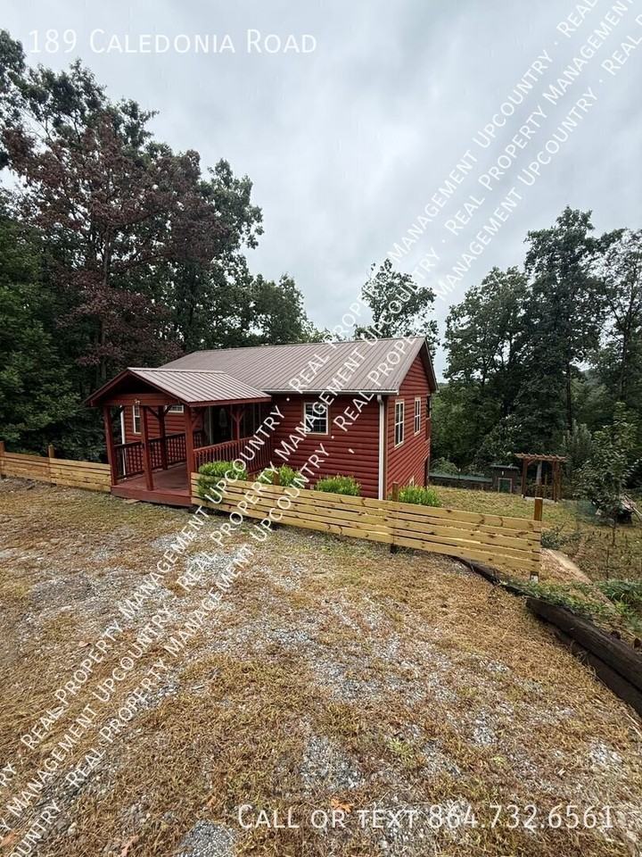 189 Caledonia Rd - Photo 3 of 21