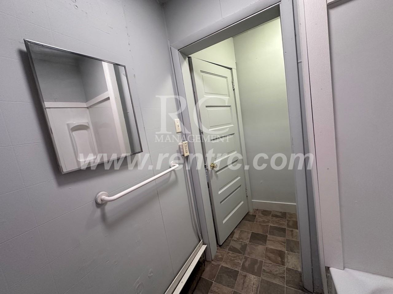 222 Delaware Ave - Photo 5 of 15