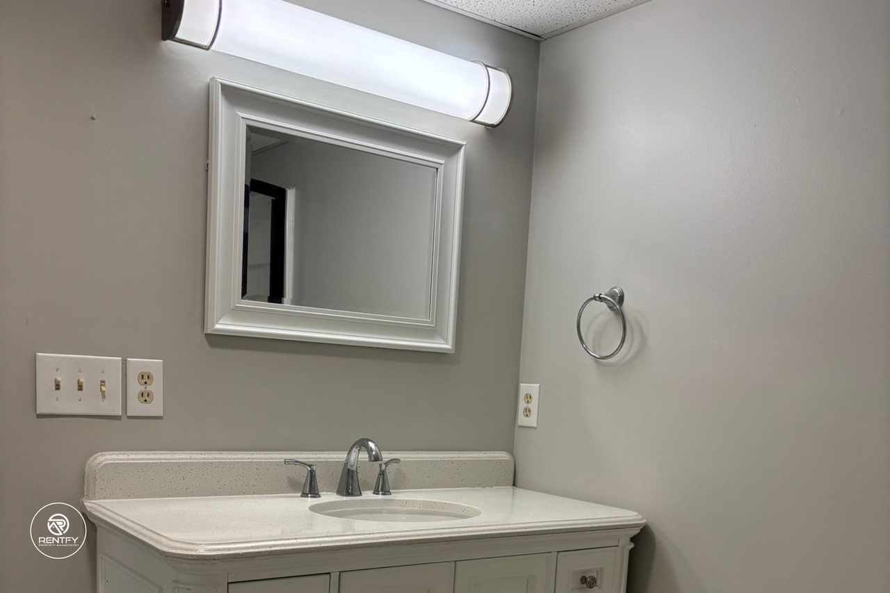 240 Canvasback Rd - Photo 7 of 14