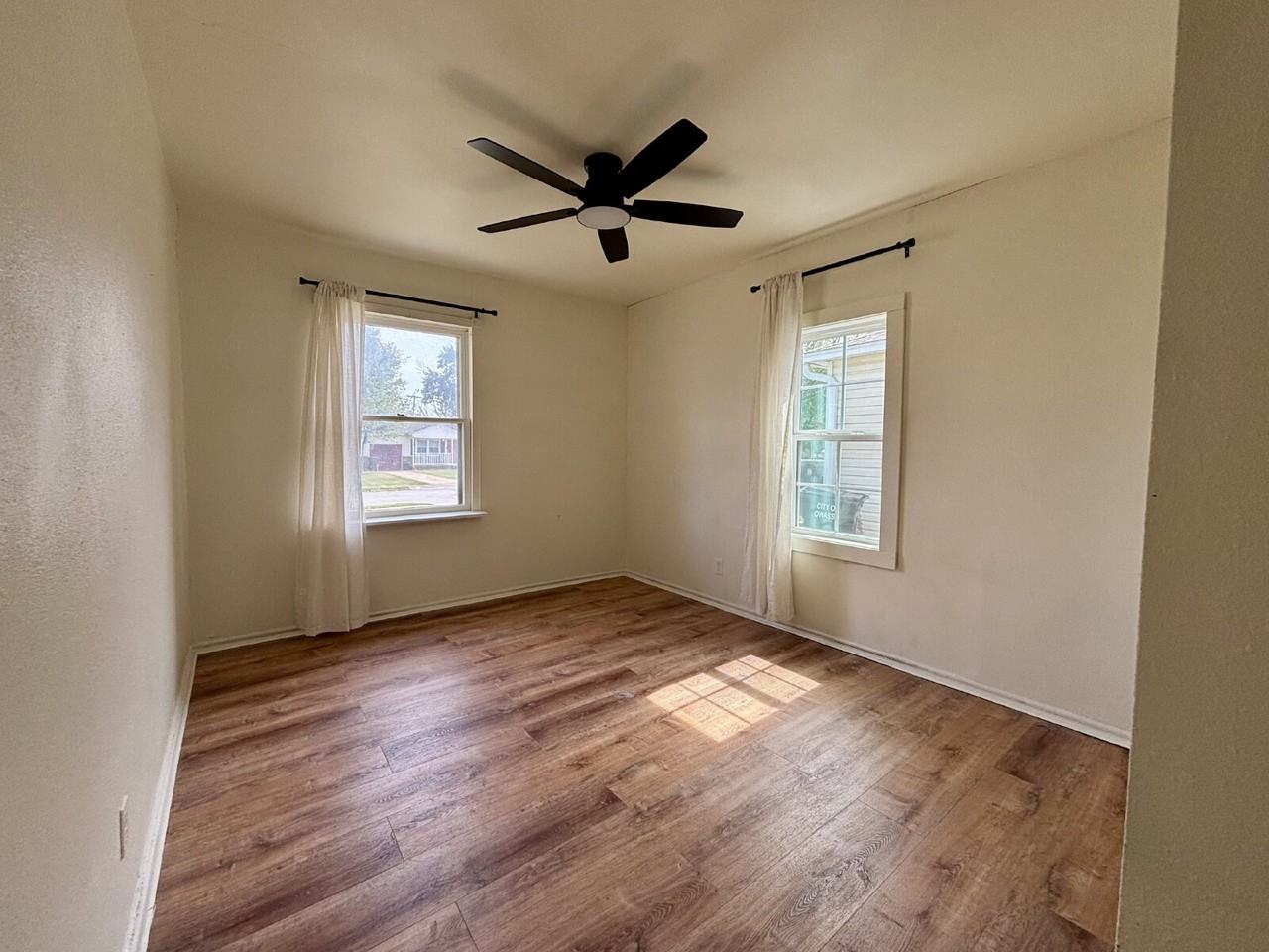 312 N Atlanta St - Photo 6 of 14