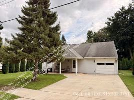 featured image of 117 Franklin St