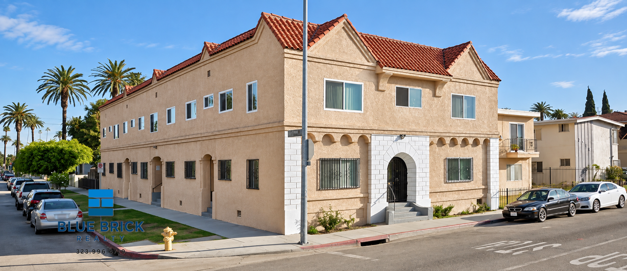 2700 1/2 S Redondo Blvd - Photo 3 of 6
