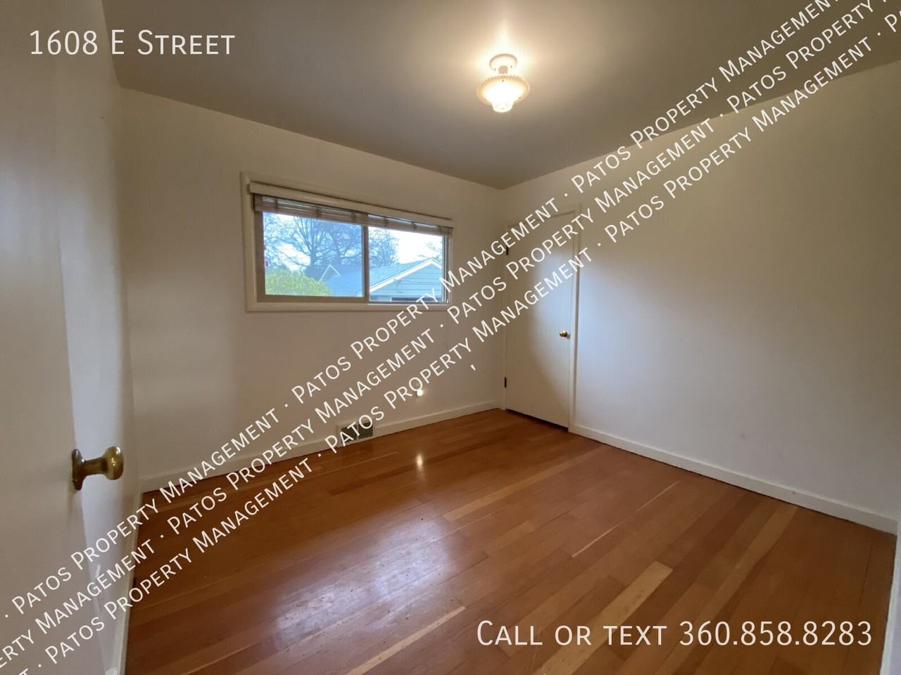 1608 E St - Photo 7 of 31