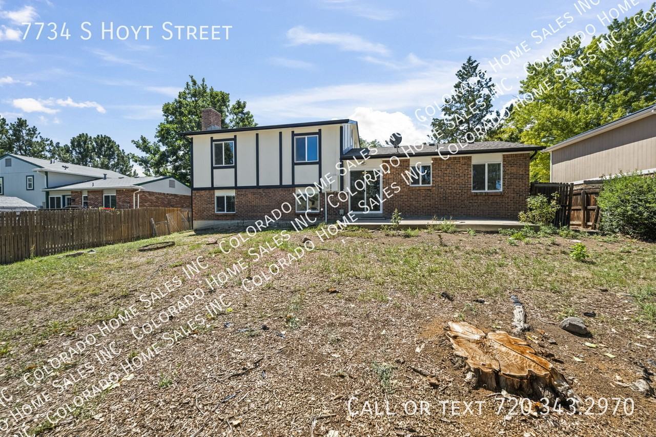 7734 S Hoyt St - Photo 3 of 23