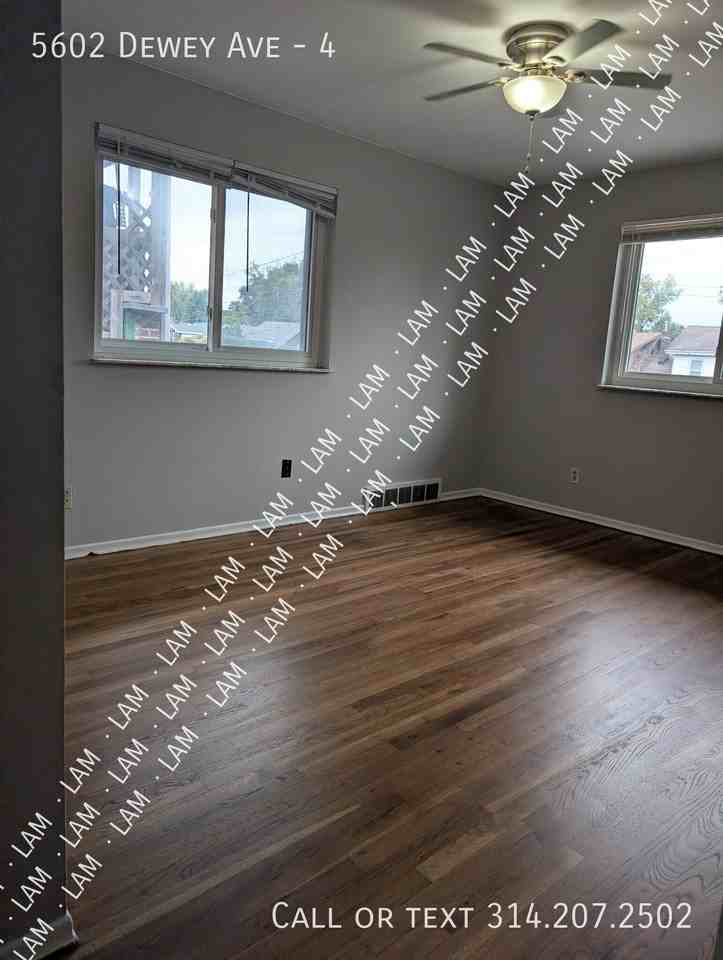 5602 Dewey Ave #4 - Photo 7 of 12