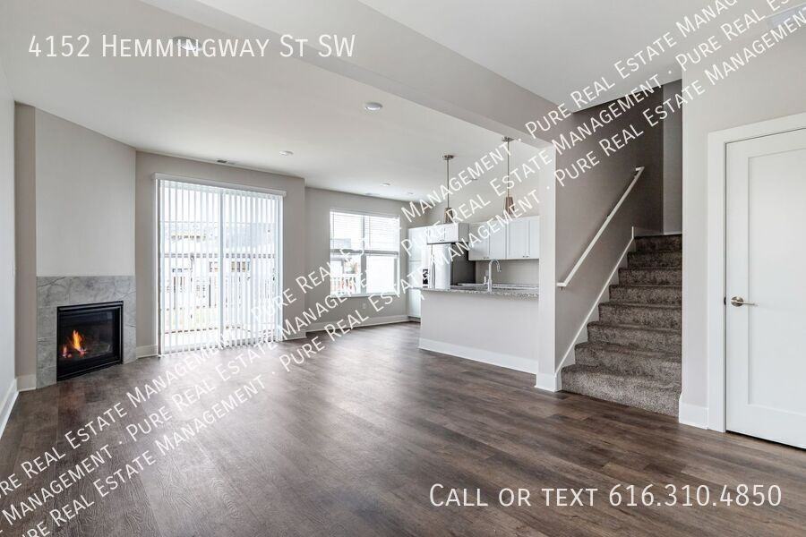 4152 Hemmingway St Sw - Photo 5 of 35