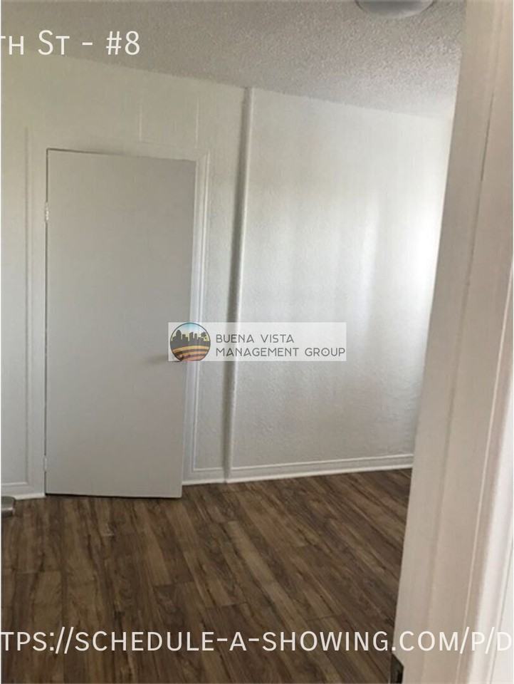 1150 W 88th St #8 - Photo 2 of 5