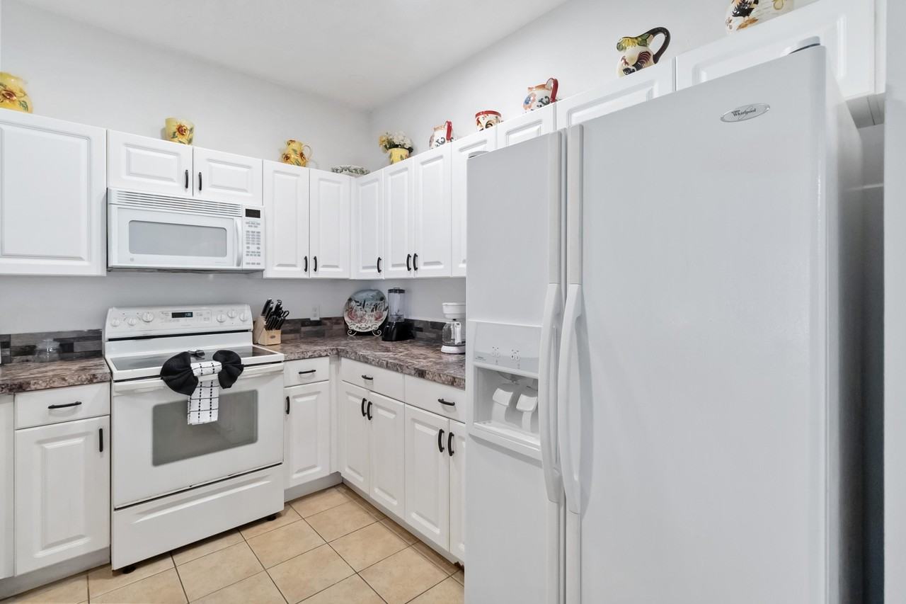 3127 Sun Lake Ct #1 - Photo 6 of 26